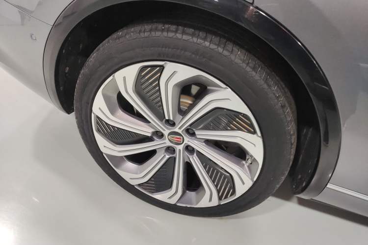 Used Hongqi E-HS9 2022 660 km Range Flagship Edition Four Seats
