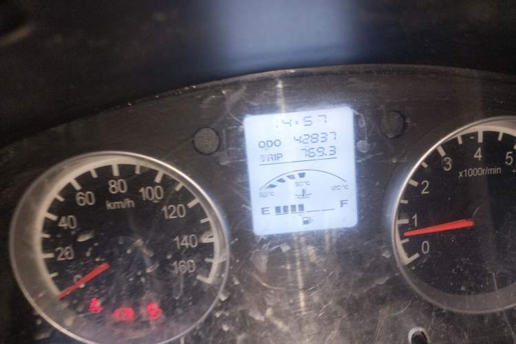 Used Jinbei Hiace X30 2023 1.5L Wealthy Van 2/5-Seater Non-Air-Conditioned Version SWC15M Odometer Close Up