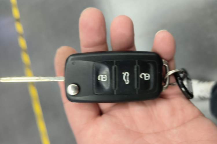 Used Volkswagen Bora 2016 230TSI DSG Comfort Model