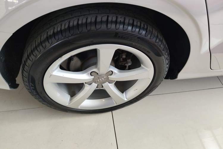 Used Audi A3 2014 Limousine 35 TFSI Automatic Comfort Model