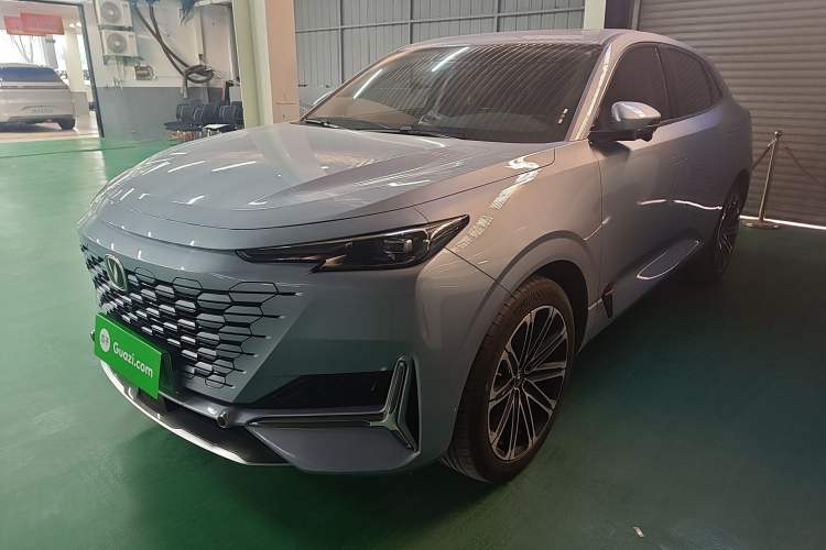 Used Changan UNI-K iDD 2022 Blue Whale iDD 130km 1.5T Prestige Model