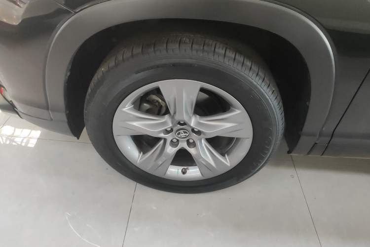 Used Toyota Highlander 2020 2.0T Four-Wheel Drive Millionth Anniversary Edition 7 Seats
