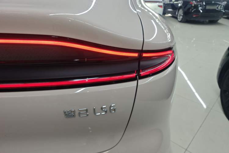 Used IM LS6 2023 Max Standard Edition