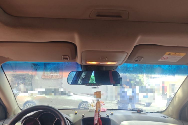 Used Chevrolet Cruze 2015 1.5L Classic SE MT Headliner