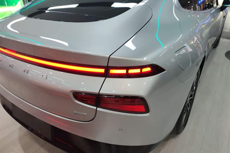 Used XPeng P7 2024 P7i 550 Pro