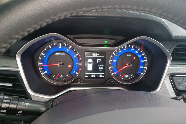 Used Geely Auto Vision X3 2017 1.5L Automatic Luxury Model
