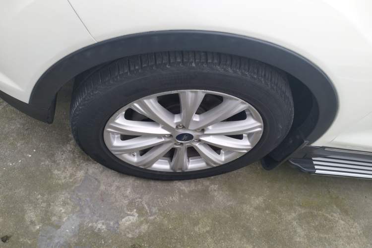 Used Ford Kuga 2017 EcoBoost 180 Two-Wheel-Drive Luxury Wing Edition