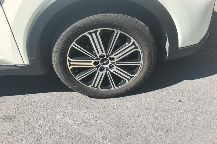 Used Kia Sportage R 2021 Ace 2.0L Splendid Edition Right Front Wheel Hub