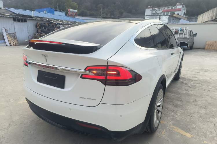 Used Tesla Model X 2019 Long-Range Version
