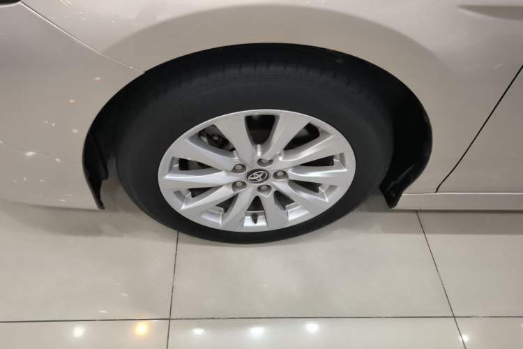 Used Toyota Camry 2019 2.0G Luxury Edition China VI Standard Left Front Wheel Hub
