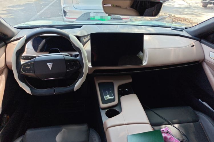 Used Deepal SL03 2022 515 Pure Electric Version Center Console