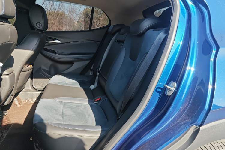 Used Buick Encore GX 2022 332T CVT Two-Wheel Drive Luxury Version