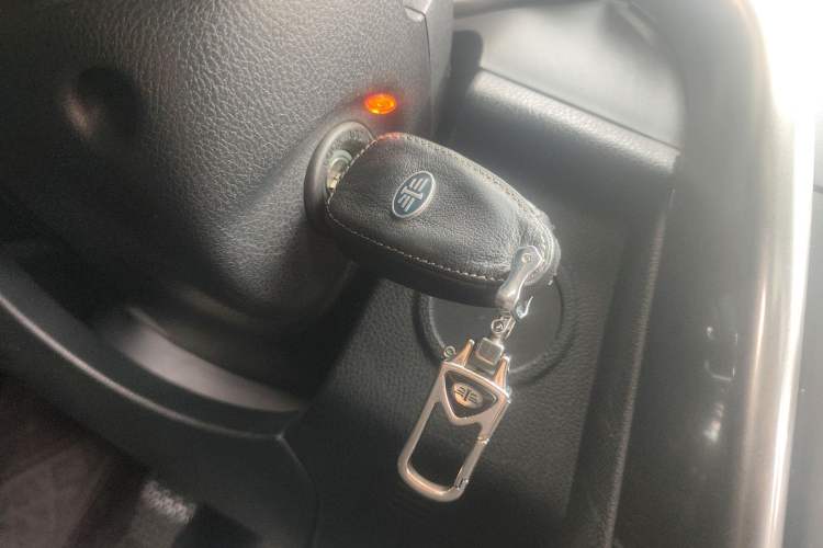 Used Bestune X80 2016 2.0L Manual Luxury Edition