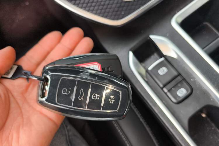 Used Haval M6 2021 PLUS 1.5T Manual Luxury Smart Connectivity Model