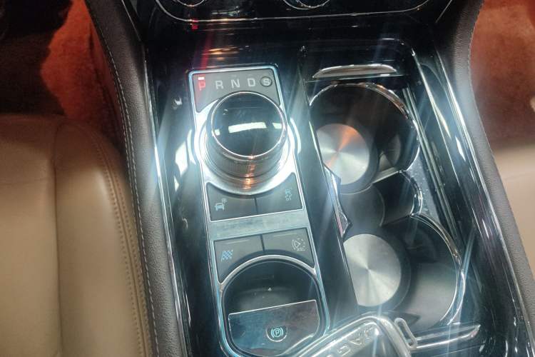 Used Jaguar XJ 2014 XJL 2.0T Two-Wheel Drive Panoramic Business Edition