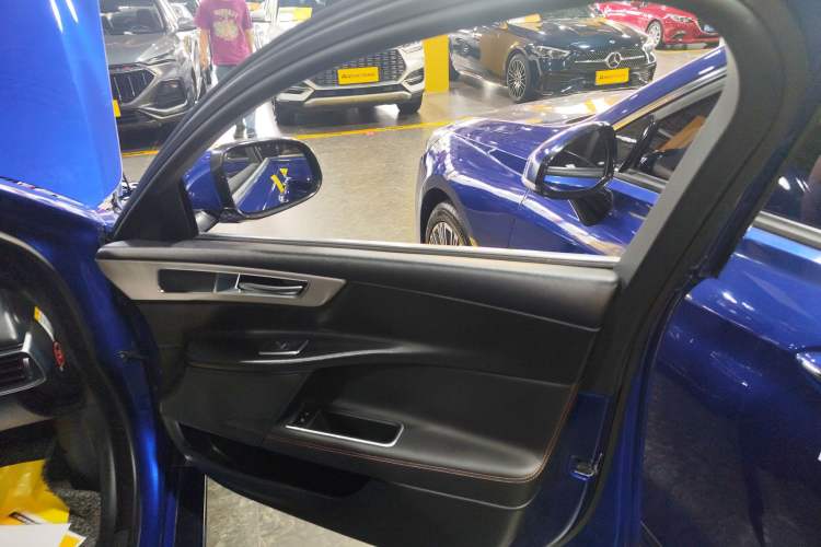 Used Jaguar XEL 2018 2.0T 200 PS LOVE Devotion Edition