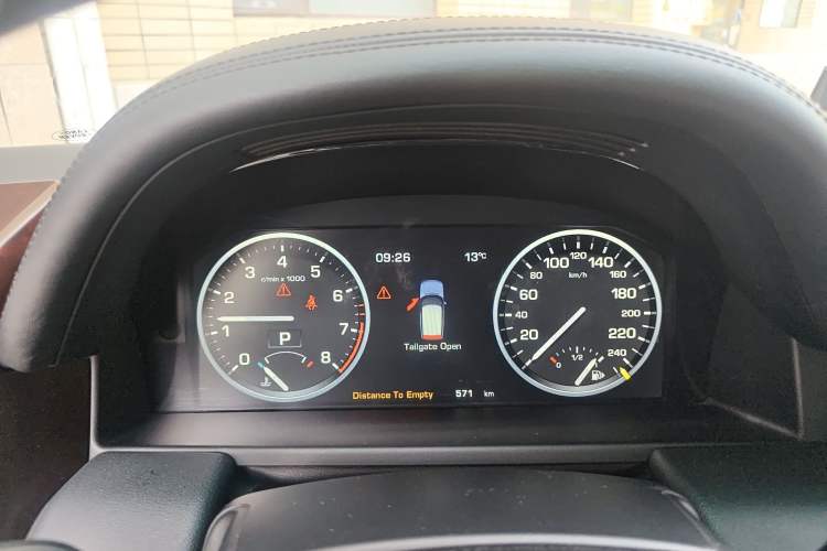 Used Land Rover Range 2012 5.0 NA V8 Instrument Cluster