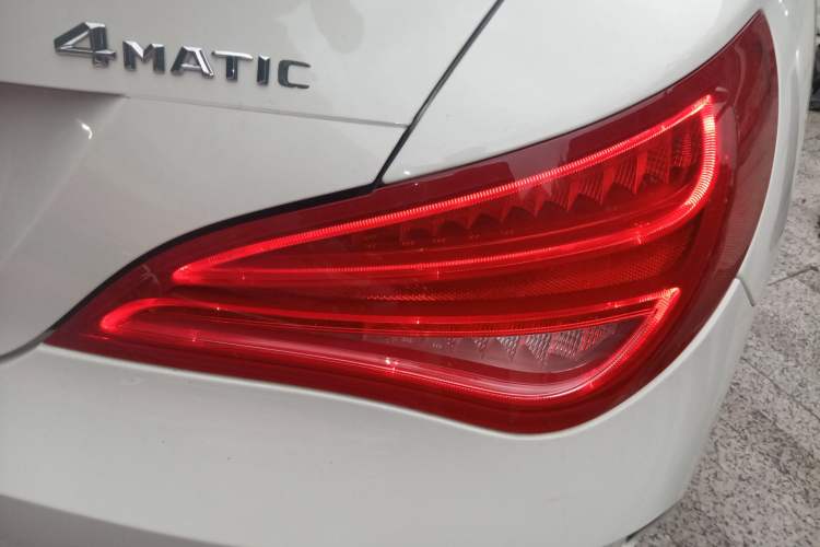 Used Mercedes-Benz CLA 2015 CLA 220 4MATIC
