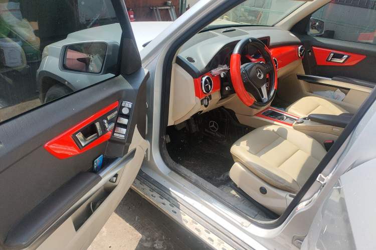 Used Mercedes-Benz GLK-Class 2013 GLK 300 4MATIC Dynamic Sunroof Model Driver Seat