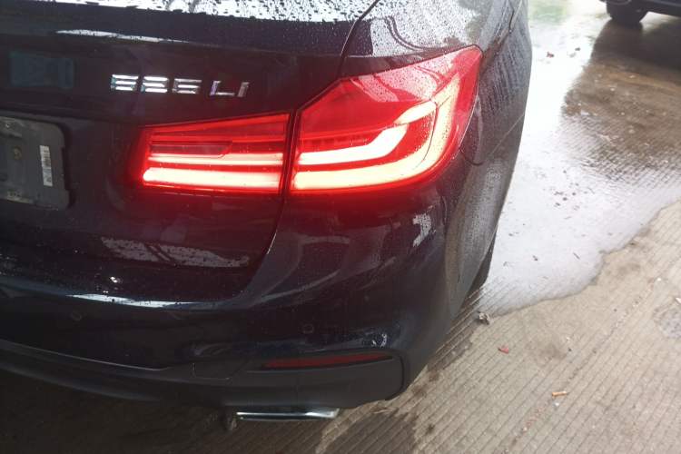 Used BMW 5 Series 2019 525Li M Sport Package