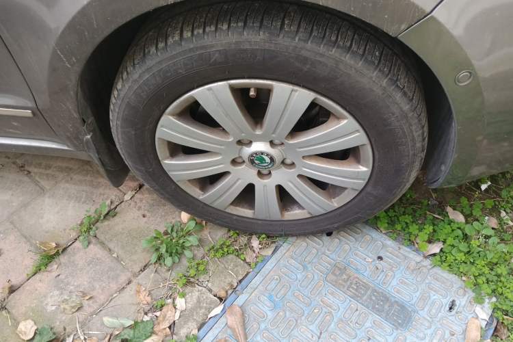 Used Skoda Superb 2012 1.4TSI DSG Elegant Edition
