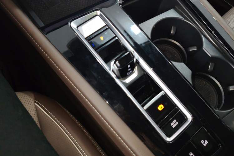 Used Volkswagen Viloran 2024 380TSI Premium Edition