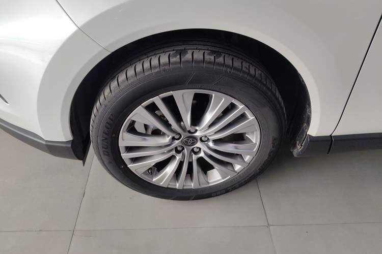 Used Toyota Harrier 2023 2.0L CVT Two-Wheel Drive Deluxe Edition
