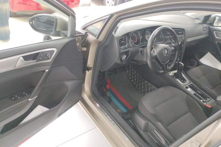 Used Volkswagen Golf 2020 Zhiai Edition 280TSI DSG Comfort Model
