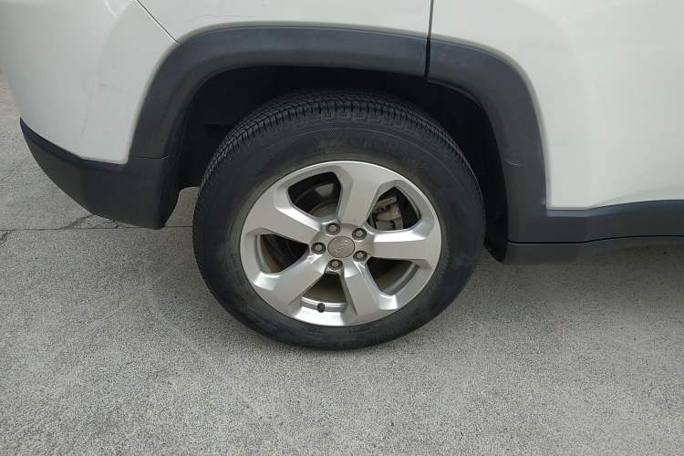 Used Jeep Compass 2017 200T Automatic Family Edition