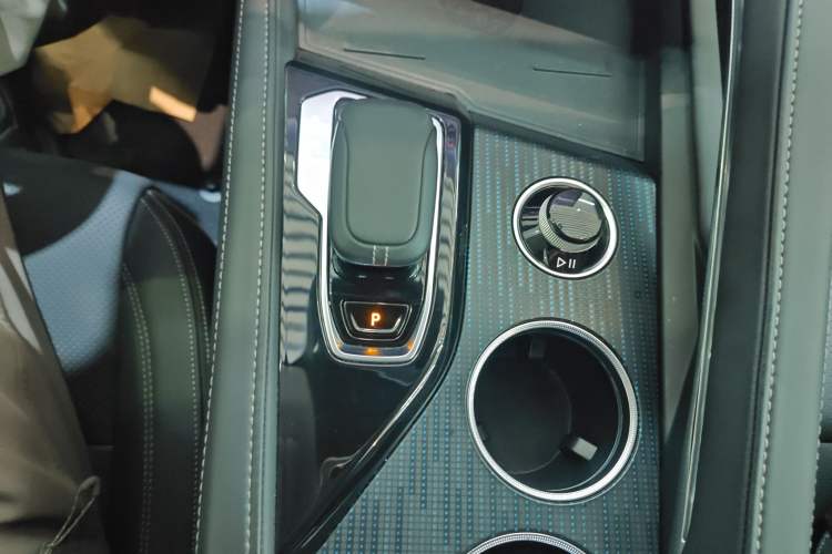 Used Zeekr 001 2021 Ultra-Long Range Single-Motor WE Edition Gear Lever