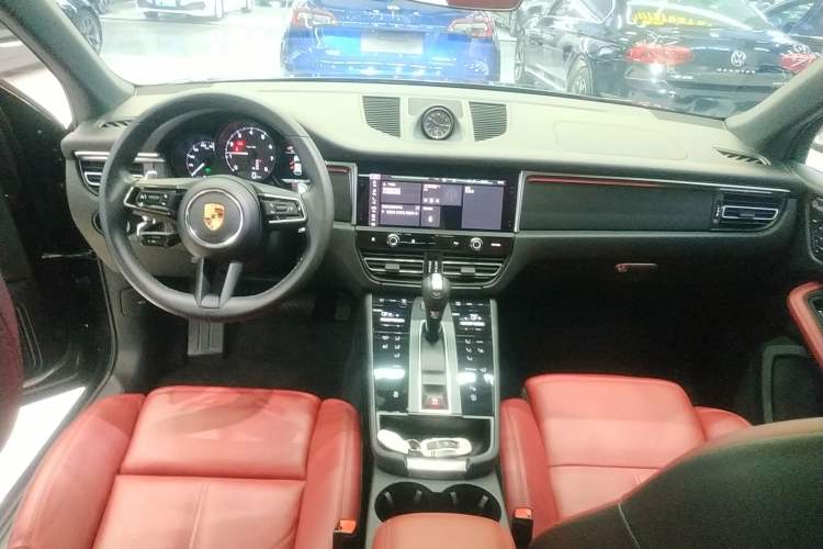 Used Porsche Macan 2024 Macan 2.0T