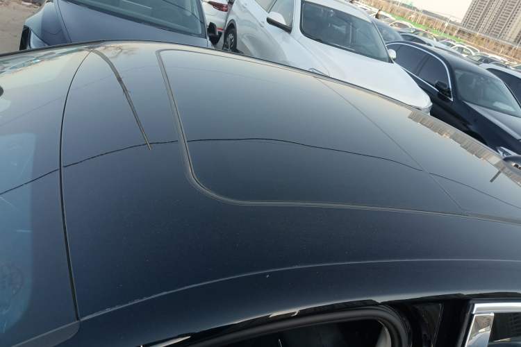 Used Hongqi H5 2023 2.0T Automatic Smart Connect Flagship Edition
