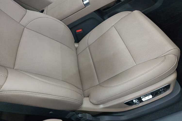 Used Li Auto L9 2025 Ultra Smart Refreshed Edition Right Front Seat