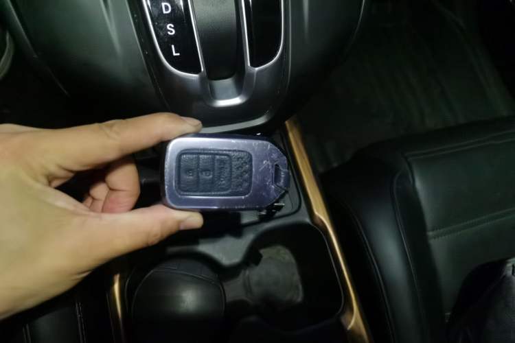 Used Honda CR-V 2021 240TURBO CVT 2WD Fashion Edition