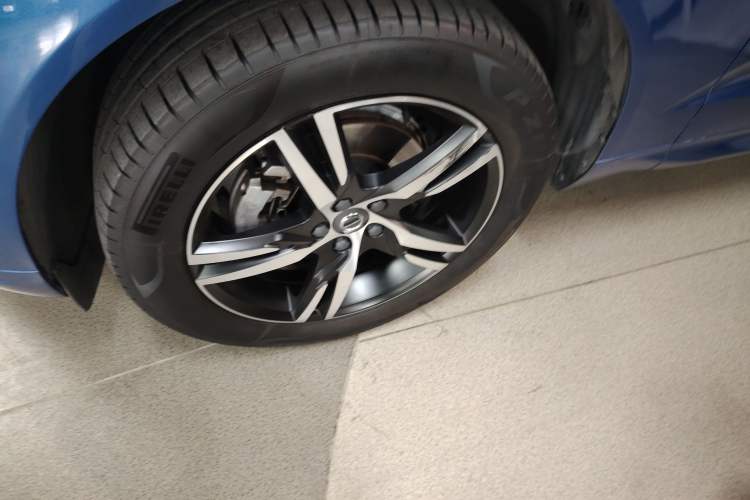 Used Volvo XC60 2018 T5 4x4 Smart & Sporty Edition