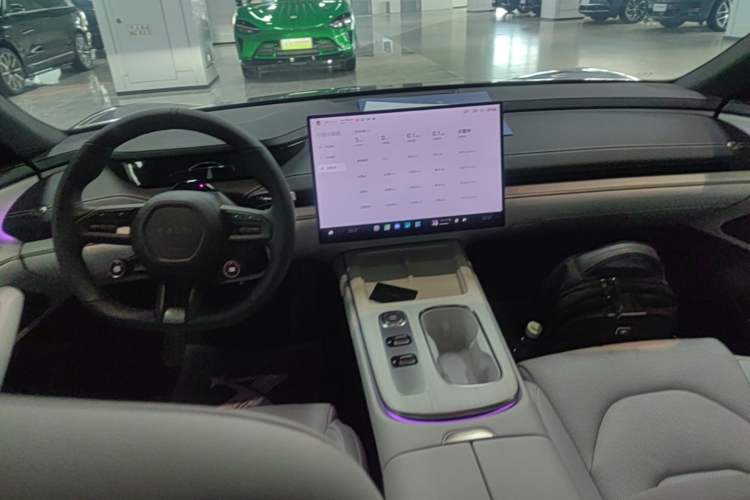 Used Xiaomi Auto SU7 2024 Rear-Drive Ultra-Long Range Advanced Pro-Level Intelligent Driving Version
