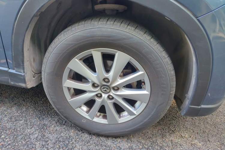 Used Mazda CX-5 2015 2.0L Automatic Two-Wheel Drive Urban Version Right Front Wheel Hub