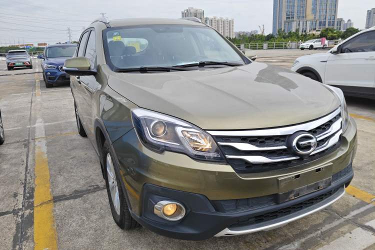 Used GAC Trumpchi GS5 Super 2015 2.0L Automatic Two-Wheel Drive Elite Edition Front Right 45 Deg