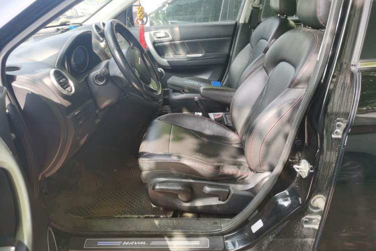 Used Haval H6 2015 Upgraded Model 1.5T Manual Two-Wheel Drive Elite Version