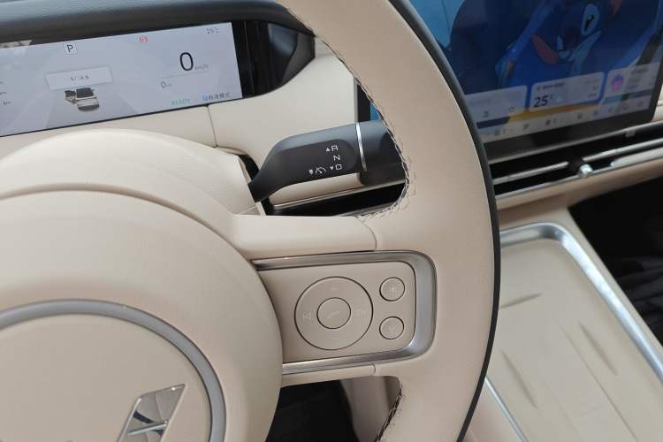 Used Wuling Bingo S 2025 Model 325km Deluxe Edition Gear Lever