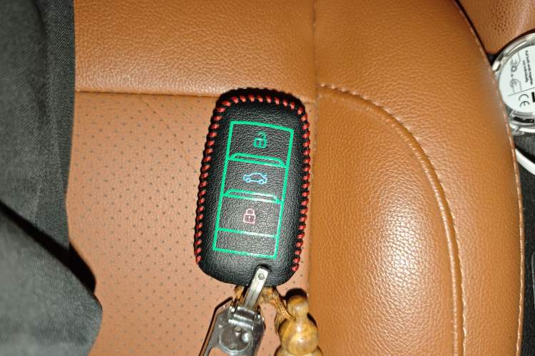 Used CHANGAN OSHAN CX70 2017 CX70T 1.5T Automatic Luxury Edition