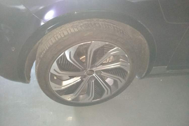 Used Hongqi E-HS9 2021 510 km Flagship Edition Four Seats
