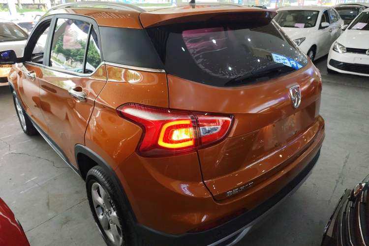 Used Baojun 510 2017 1.5L Manual Fashion Model

