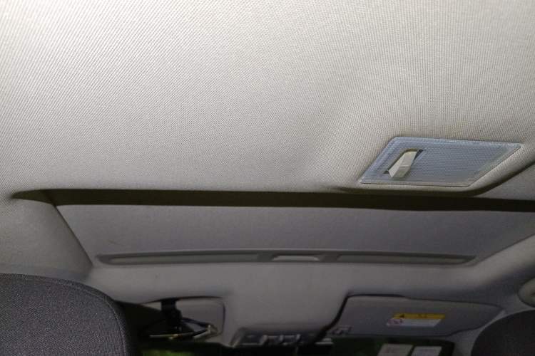 Used Buick Encore 2015 1.4T Automatic Two-Wheel Drive Urban Elite Version