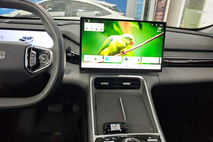 Used Geely Galaxy L6 2025 EM-i 140km Starship Edition
