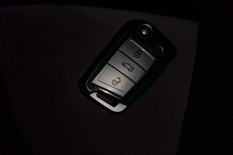 Used Volkswagen Tayron X 2020 330TSI Two-Wheel Drive Luxury Smart Connectivity Version Vehicle Key