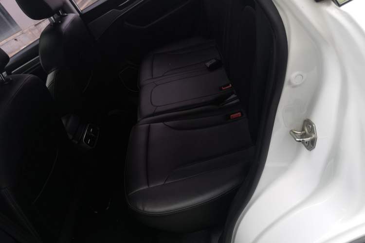 Used Haval H6 2018 Sport Edition 1.5T Automatic Two-Wheel Drive Elite Model China V Standard Left Rear Seat