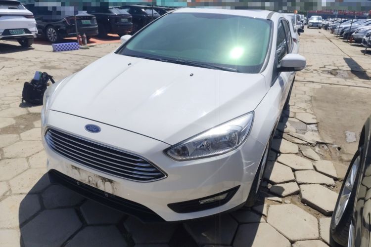Used Ford Focus 2018 Sedan Classic 1.6L Automatic Trendy SmartDrive Edition