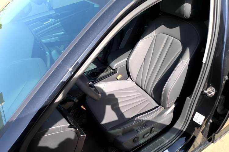 Used Volkswagen Passat 2024 330TSI Starry Elite Edition
