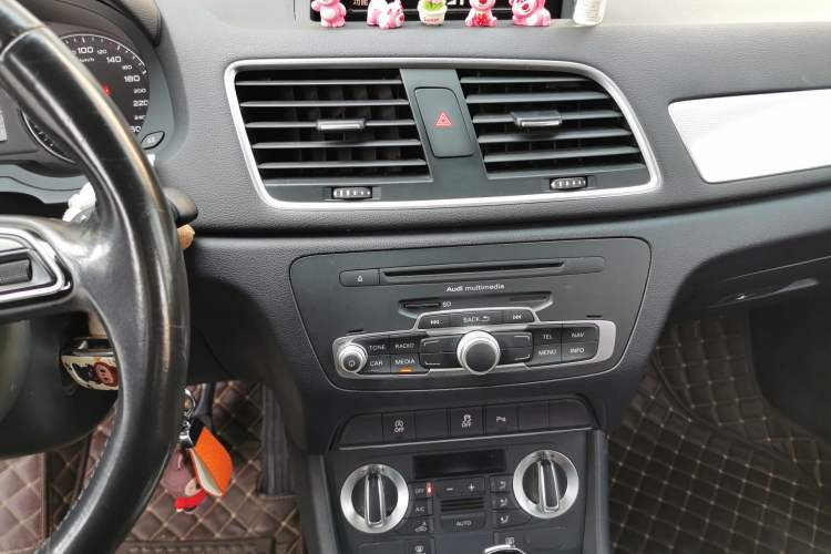 Used Audi Q3 2016 30 TFSI Collector's Edition Comfort Model